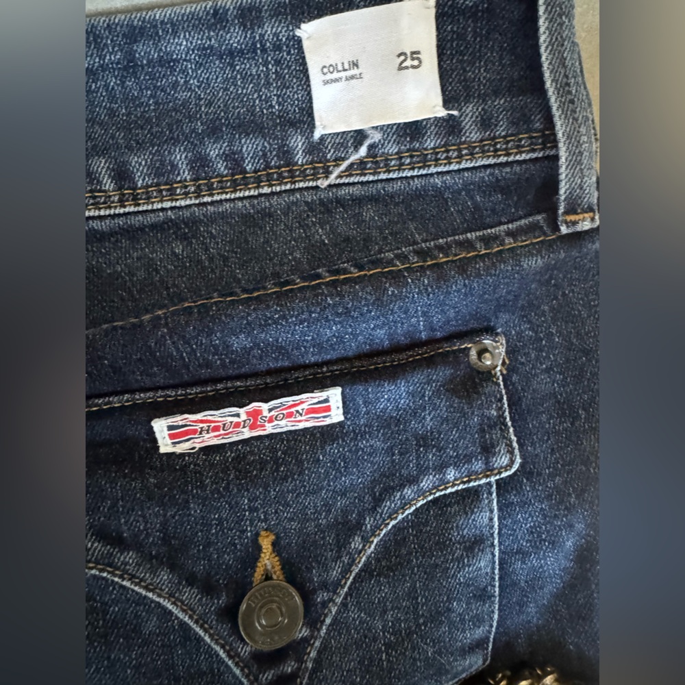 Hudson 💯% Authentic Collin Dark Blue Premium Denim jeans - like new - Size 25